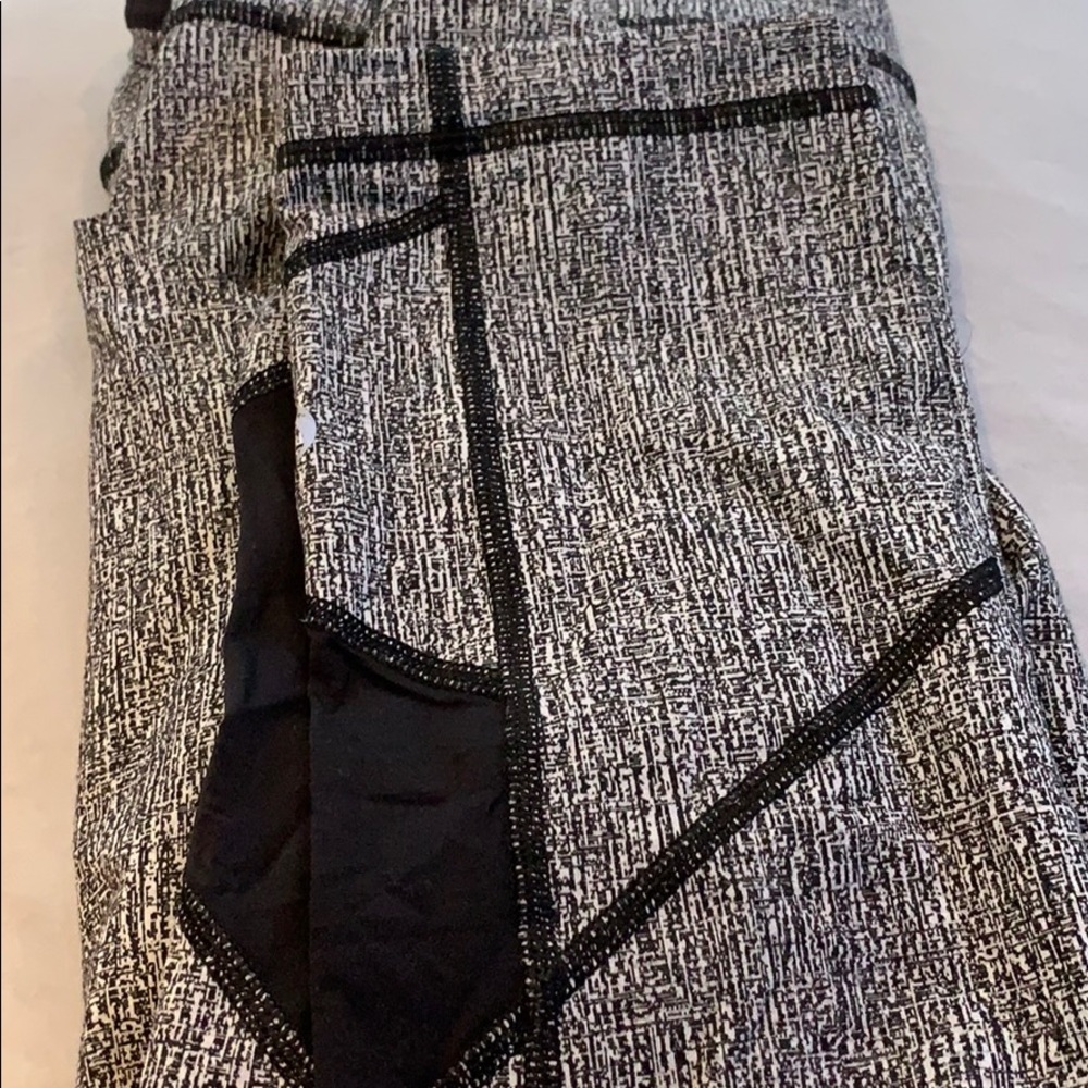 lululemon cropped leggings